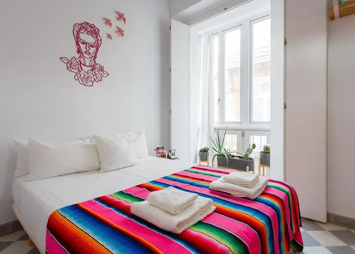 The Queen\'S Designer Apartment By Cadiz4Rentals