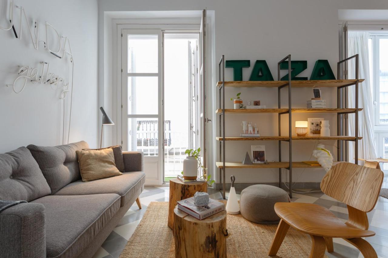 The Queen's Designer By Cadiz4rentals Apartment Cadiz